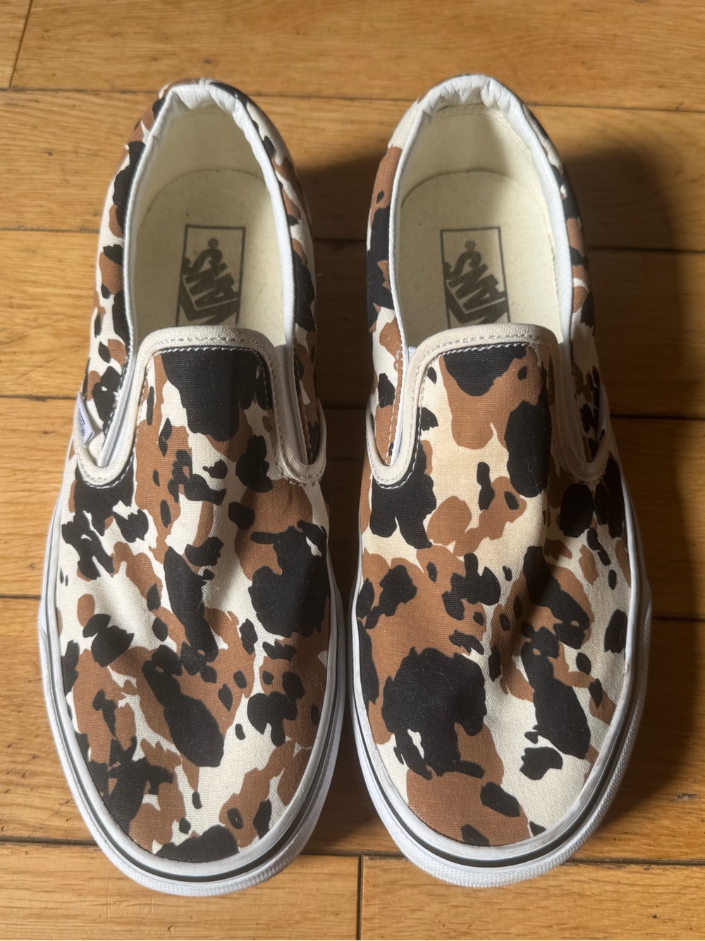 Vans Classic Slip-Ons in Brown Black Camo